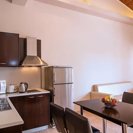 Bay View Apartment