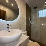 Bay View Apartment